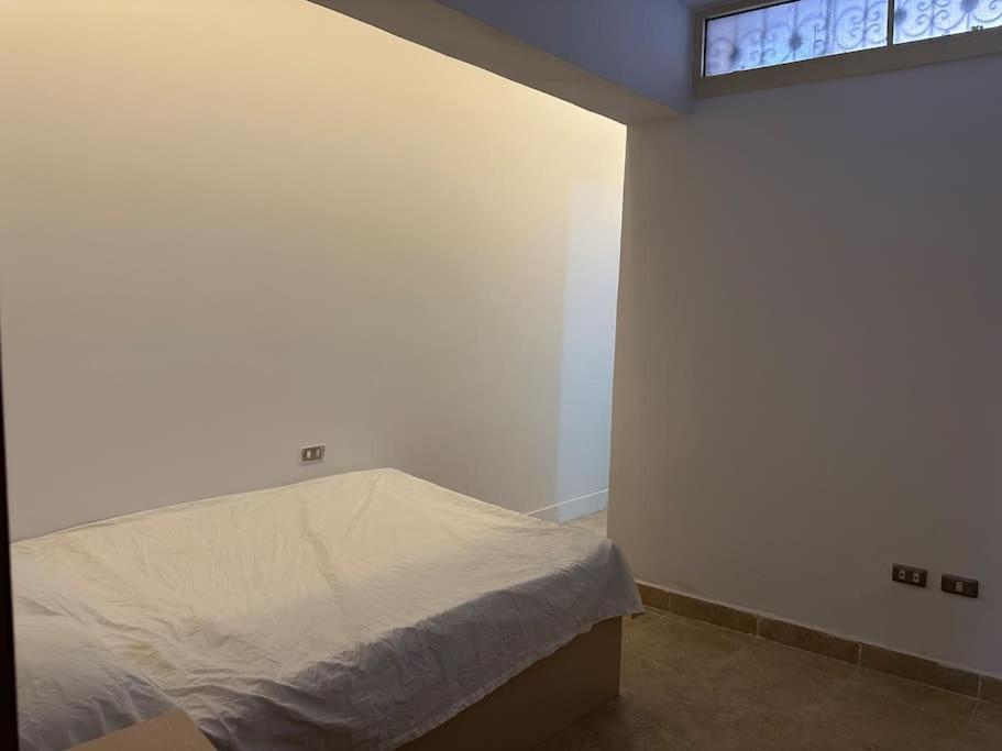 Apartment 2b With Private Garden
